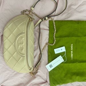 NWT TORY BURCH CONVERTIBLE BELT BAG